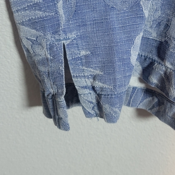 ​Tommy Bahama Disney Parks Mickey Mouse 100% Silk Hawaiian XXL Vacation Resort - Picture 4 of 12